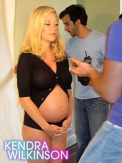 Pregnant Kendra Wilkinson Celebrity Porn Photo