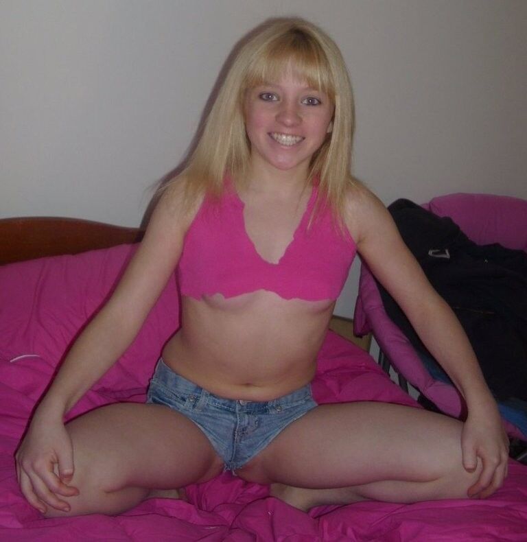 Free porn pics of Blonde Teeny Posing 7 of 17 pics