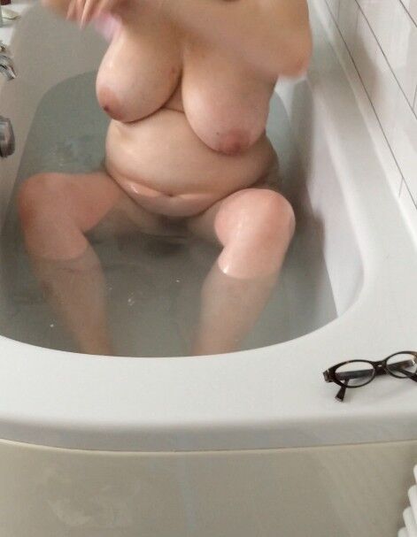 nice busty webcam tube nervous amateur mature wife first time