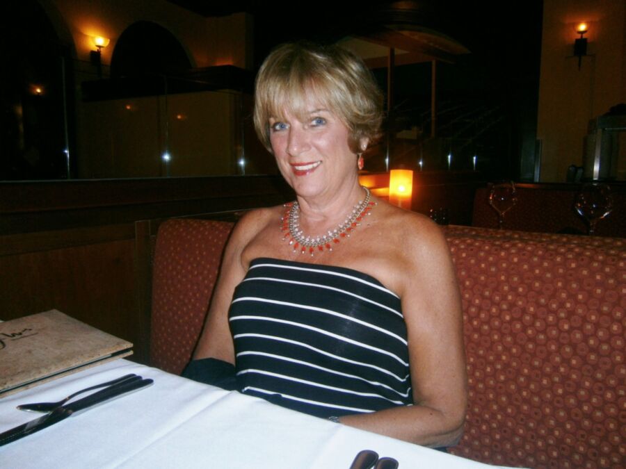 Free porn pics of JoAnn L.-A., Mature, sexy Airline hotwife, N.Y. and Fl. 6 of 259 pics