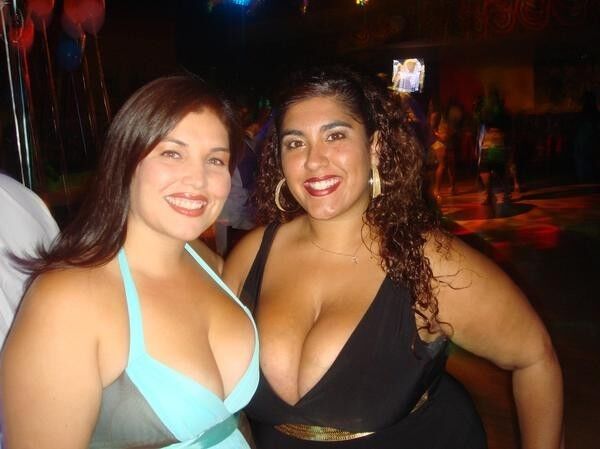 Free porn pics of In my HoF :  big smile + big squeezed boobs = perfect fit 16 of 24 pics