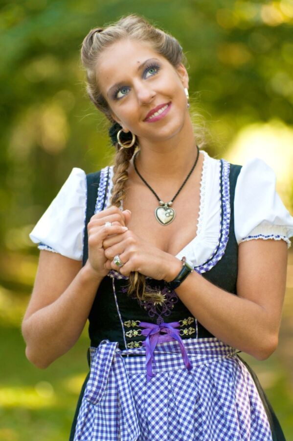 Dirndl für teenager