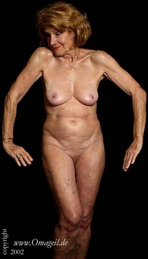 Free porn pics of Great Granny shows her StuFF 13 of 16 pics