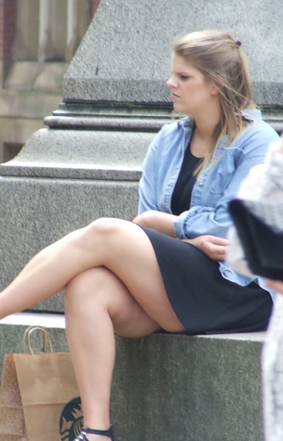 Free porn pics of Manchester Candid - Thighs 5 of 5 pics