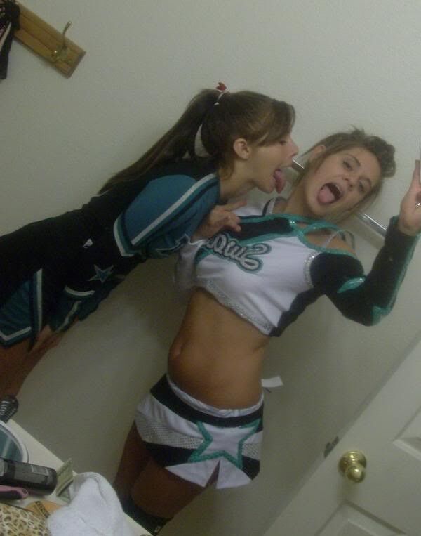 Young black cheerleaders