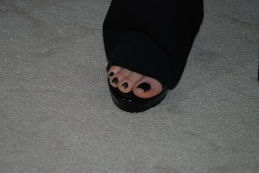 Free porn pics of Sexy Mature Wife Feet 8 of 259 pics