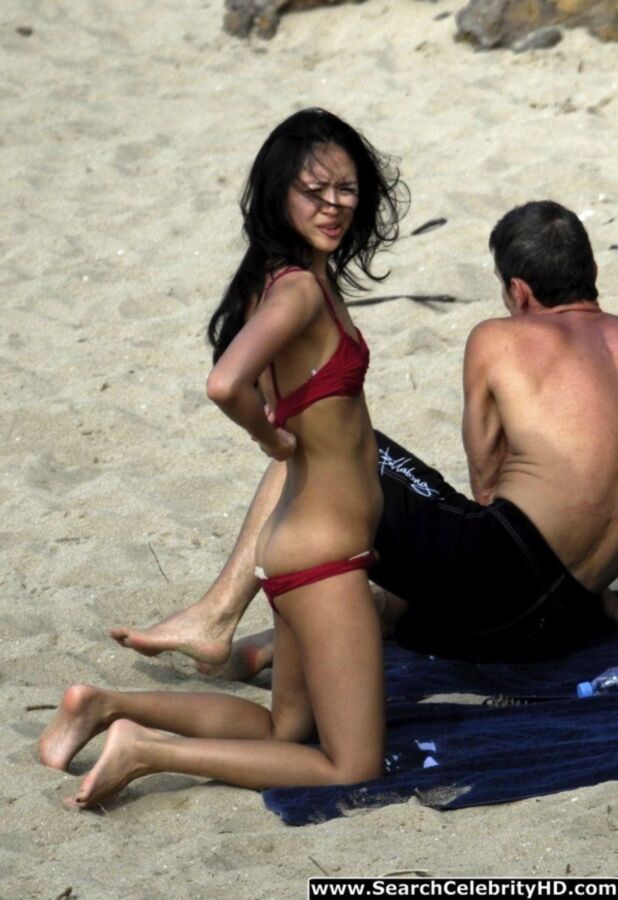 Zhang Ziyi - Topless Candids at the Beach 3 of 9 pics