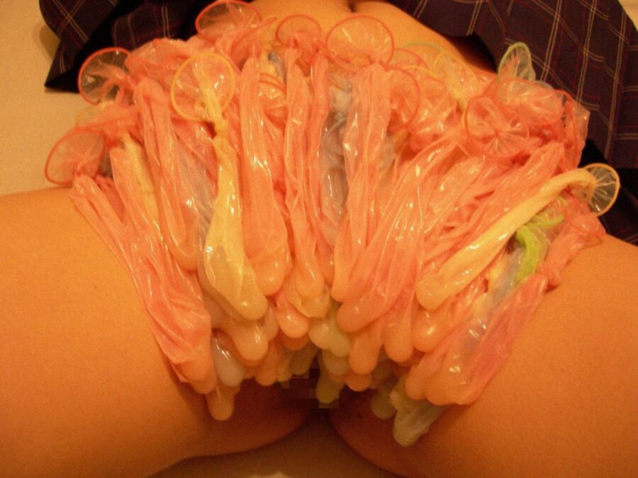 Free porn pics of Used condoms 6 of 59 pics