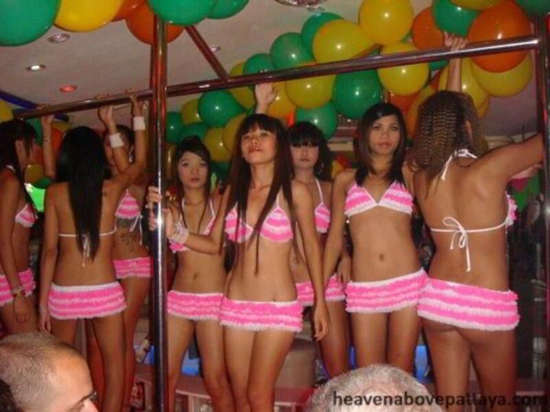 Free porn pics of mix of thai teen prostituate 6 of 50 pics