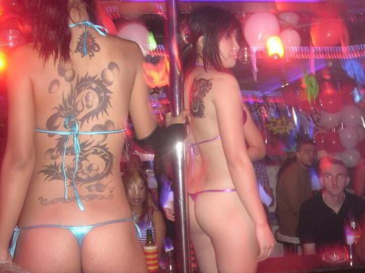 Free porn pics of mix of thai teen prostituate 22 of 50 pics