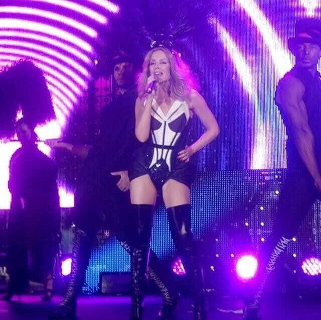 Free porn pics of Kylie Minogue 3 of 15 pics