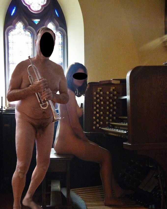 Music and Nudity 2 of 6 pics