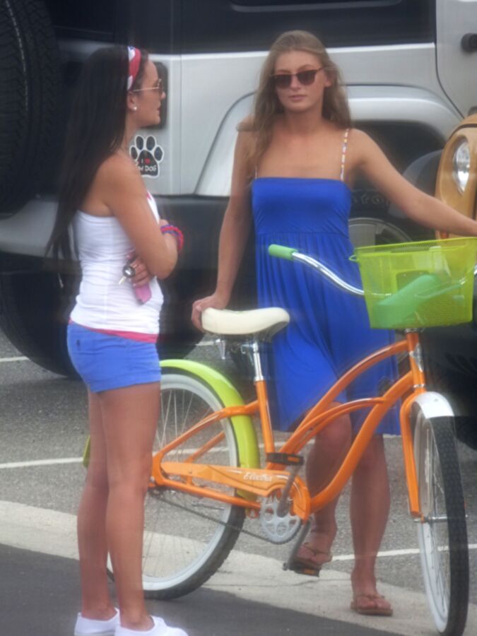 Candid Street Photos Hotties with bike 3 of 10 pics