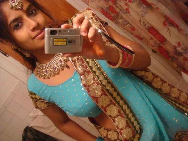 Free porn pics of Indian babes selfies and gf pics 3 of 9 pics