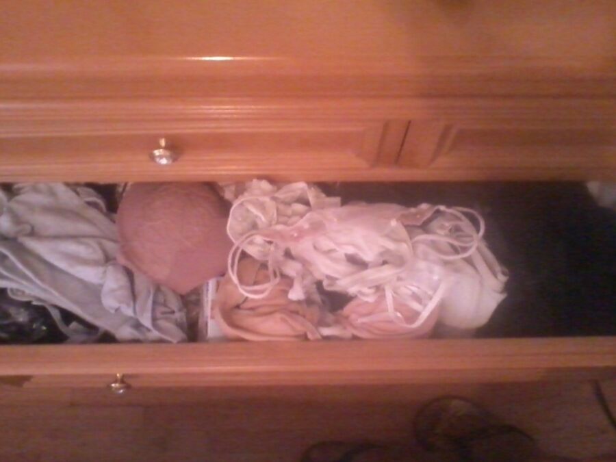 Free porn pics of GIRLFRIENDS DRAWER 1 of 8 pics