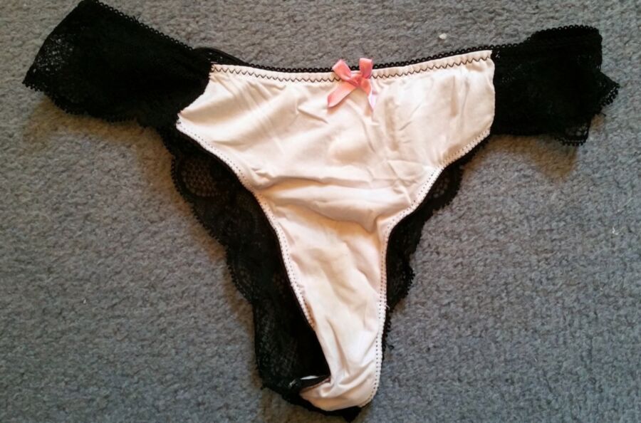 Home Porn Jpg Staceys Crusty Discharge Panties