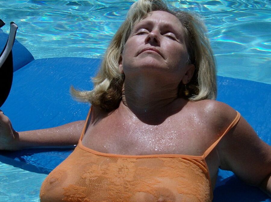 Free porn pics of Nancy Orange at Pool 9 of 25 pics