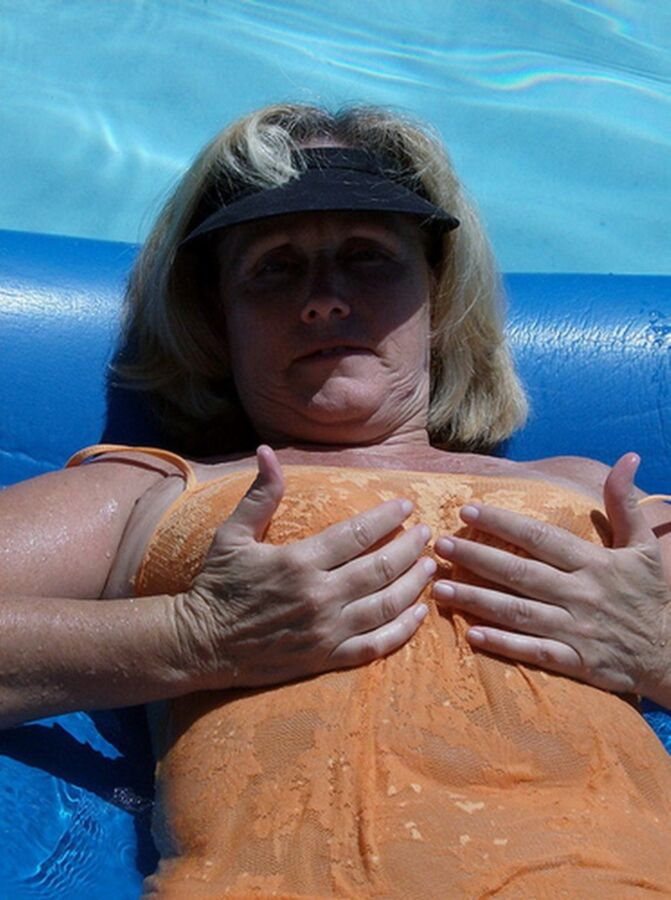 Free porn pics of Nancy Orange at Pool 14 of 25 pics
