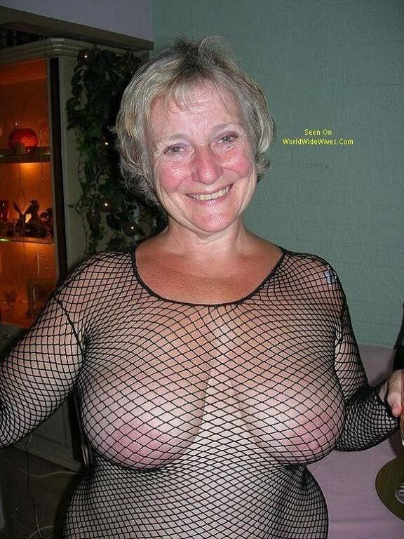 Free porn pics of mature granny in sexy lingerie 13 of 23 pics