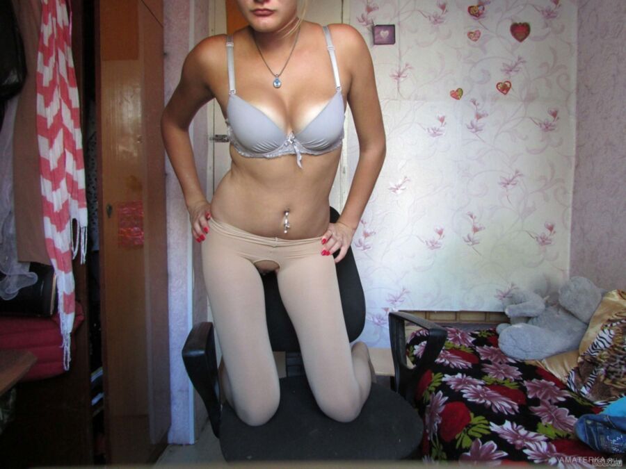 Free porn pics of Russian Girl Photo 18 of 46 pics