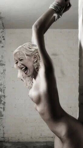 Free porn pics of Christina Aguilera 18 of 27 pics