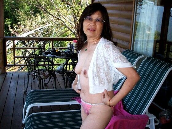 Mature Taiwan Chinese wife, shared by hubby 3 of 23 pics
