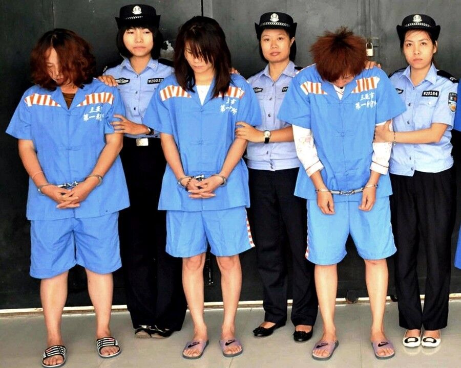 Chinese women under arrest 20 of 24 pics