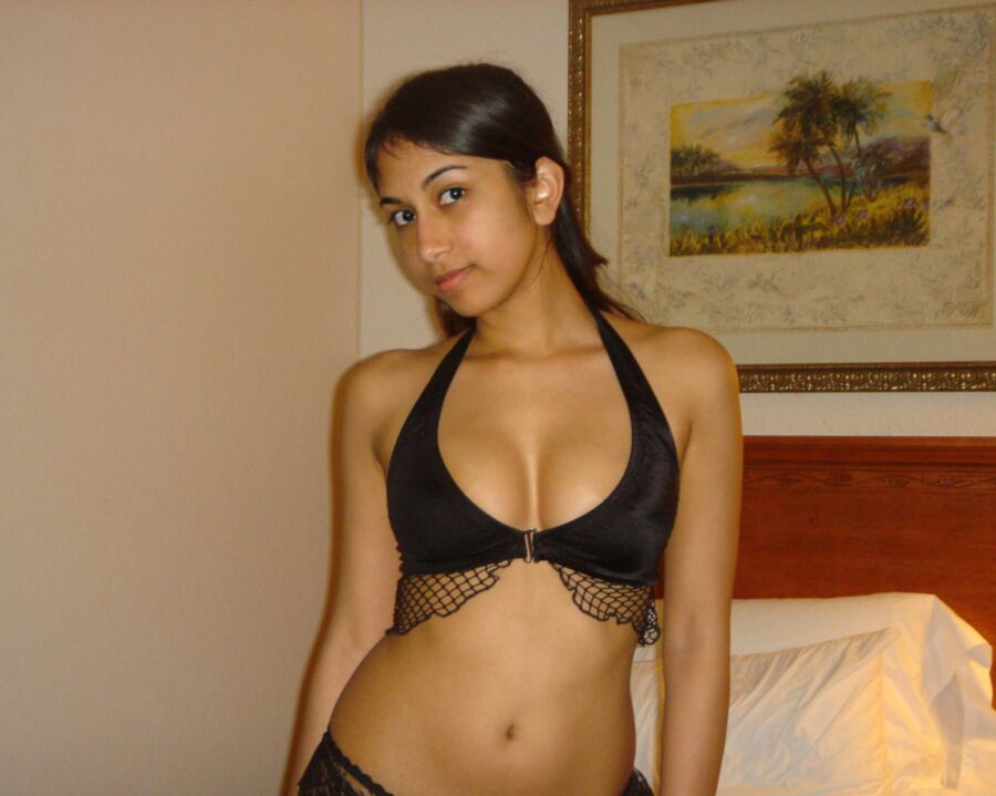 Free porn pics of Indian Desi Babes Hot & Sexy Indians Some Amateur 17 of 24 pics