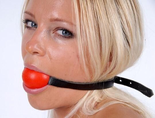 Free porn pics of Gagged women 13 18 of 51 pics