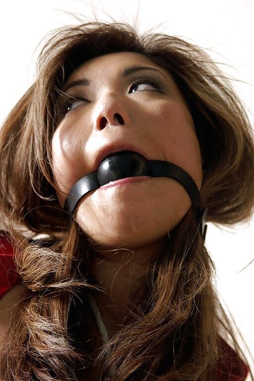 Free porn pics of Gagged women 13 23 of 51 pics