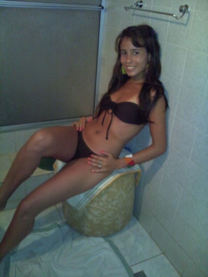 Free porn pics of (NN) Latina Jess 10 of 12 pics