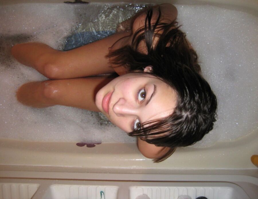 Free porn pics of another brunette sloot part 1 17 of 75 pics