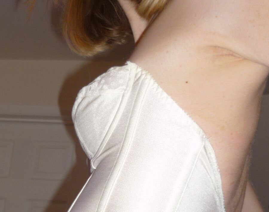 Free porn pics of Whore in a white corset 24 of 31 pics