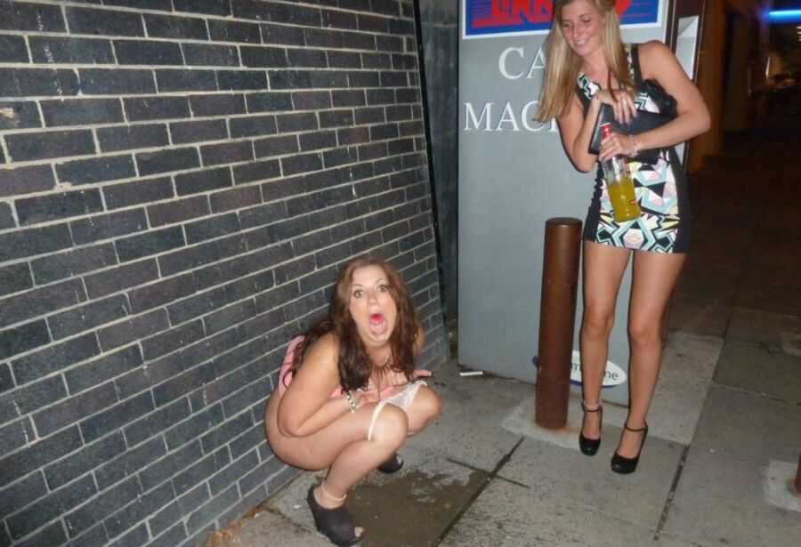 naked girls taking long piss white women naked at school