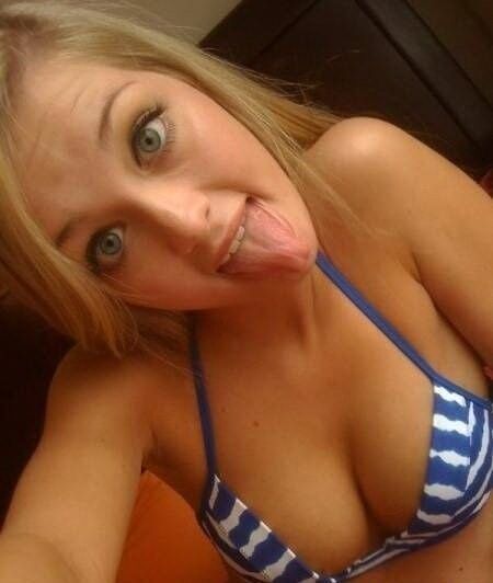 Free porn pics of cute faces with tongue 2 of 7 pics