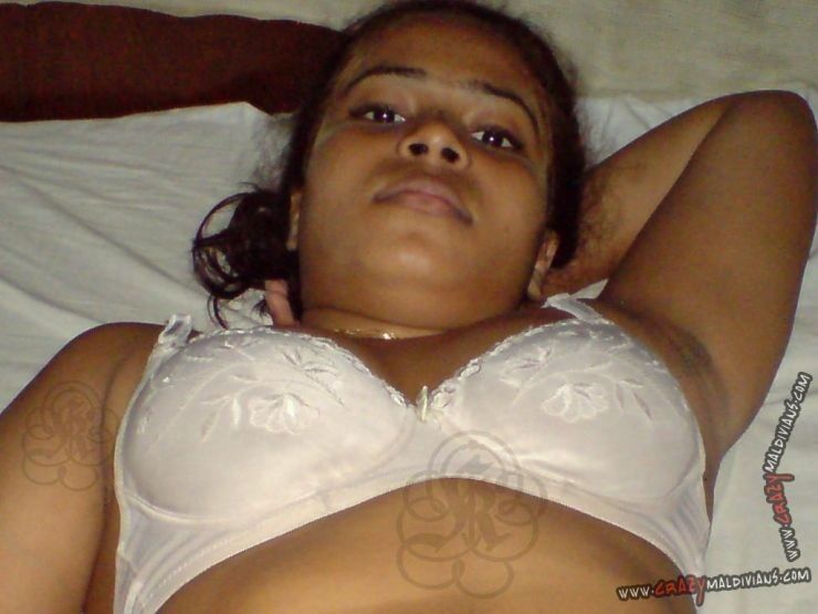 Free porn pics of Maldivian Hijab Girls with BF 1 of 14 pics