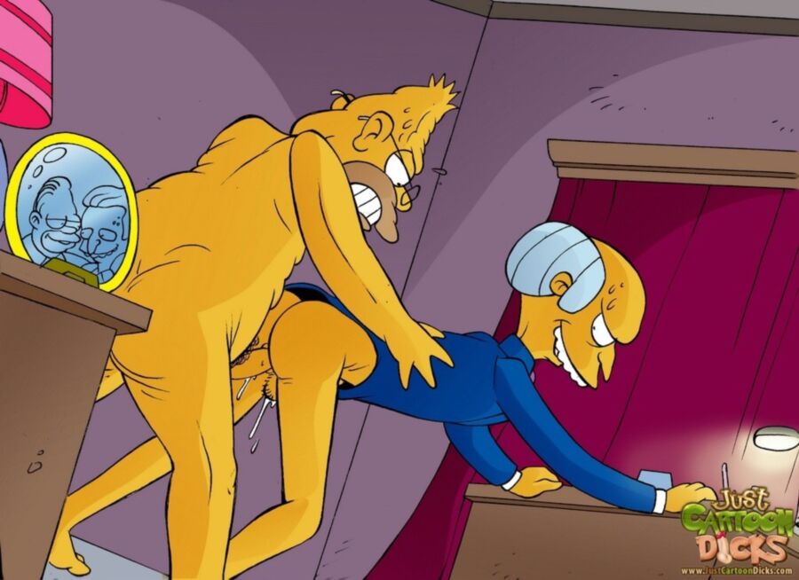 Free porn pics of the simpsons gay 13 of 38 pics