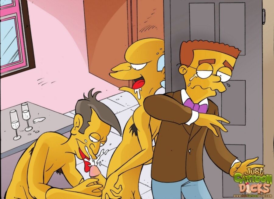 Free porn pics of the simpsons gay 15 of 38 pics