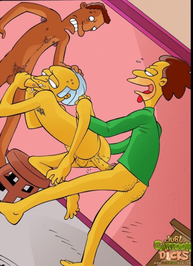 Free porn pics of the simpsons gay 3 of 38 pics