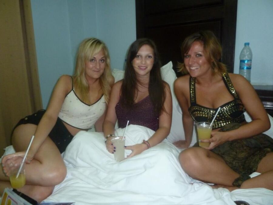 Free porn pics of Camille, Josie and friends, a load of slutty cunts from Brighton 12 of 77 pics