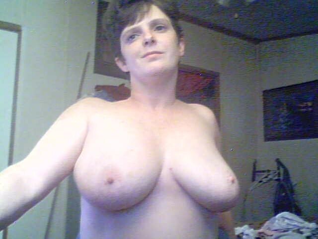 Free porn pics of Big Tits short hair web cam slut 2 of 11 pics